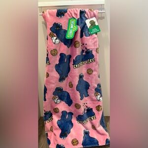 Absolutely Adorable Sesame Street Cookie Monster Throw- 60x70 inches- NWT